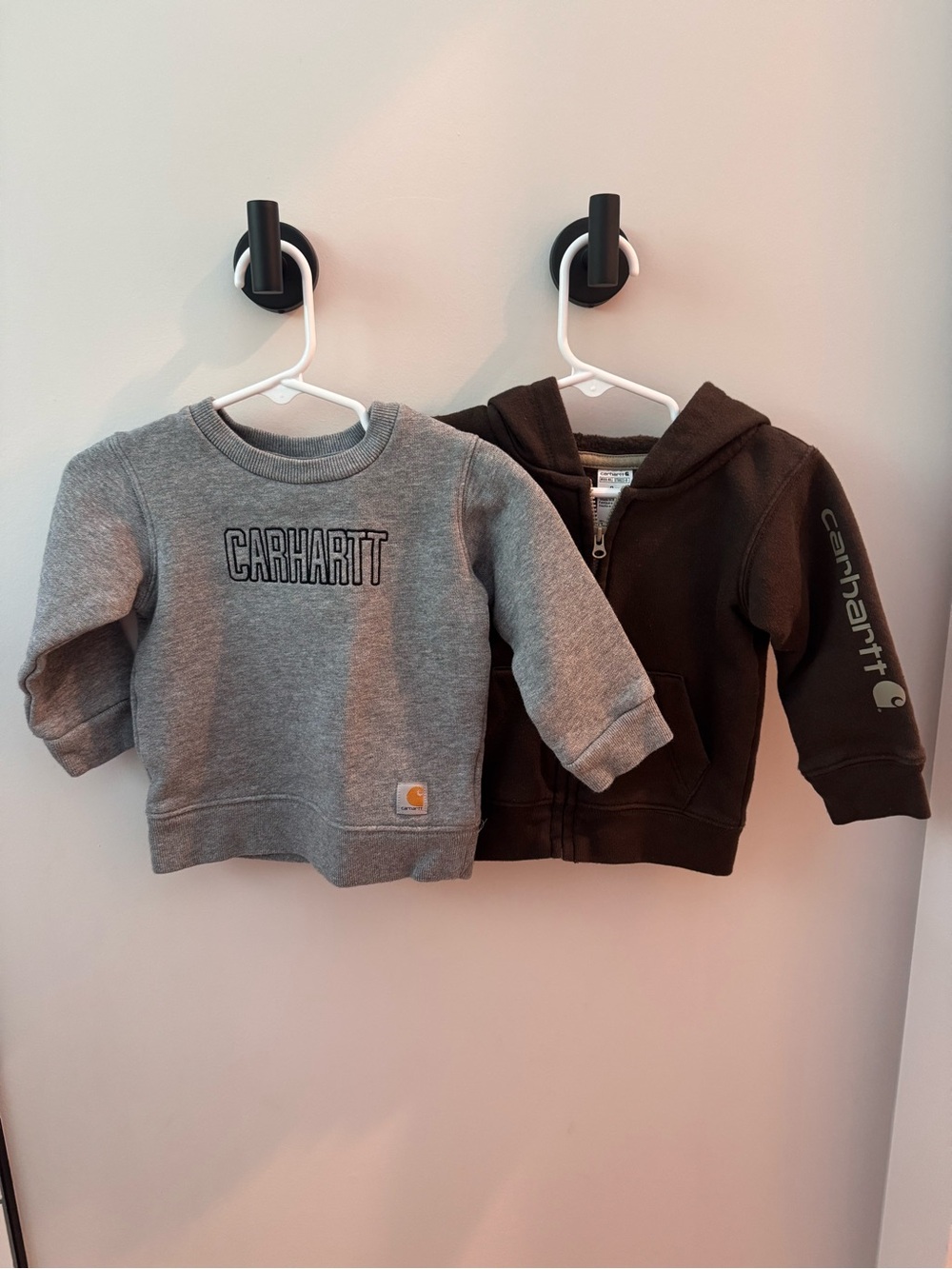 Set of 4 Carhartt Baby Boy Sweats & Long-Sleeve Tshirt — 9 Months